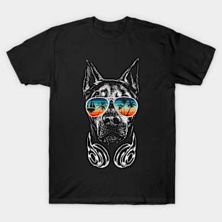 Dog with cool sun glasses for vacationers T-Shirt